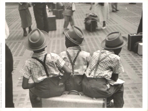 Ruth Orkin - Boys on a Suitcase